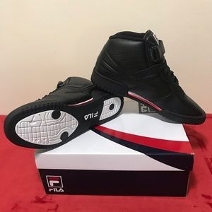 (Sold) FILA-13V Lea/SYN